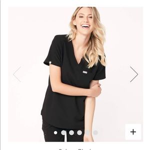 Women’s “Catarina” one pocket Figs scrub top